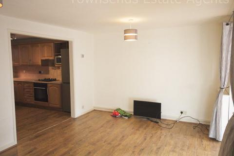 33 Bennett Close, Northwood, HA6 1EP