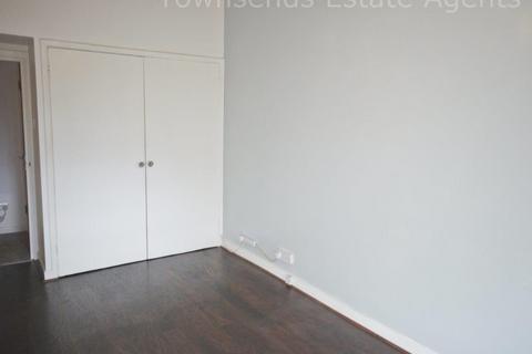33 Bennett Close, Northwood, HA6 1EP