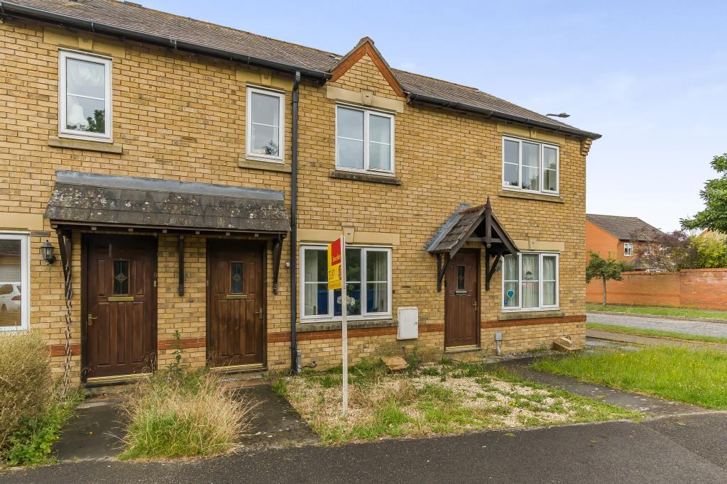 Lucerne Avenue, Bicester, OX26 2 bed terraced house - £1,250 pcm (£288 pw)