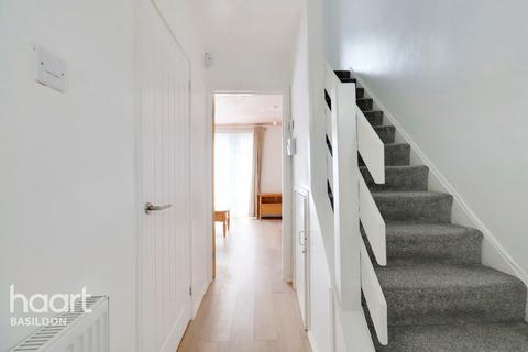 33 Danbury Down, Basildon, SS14 2SP