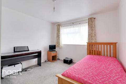 33 Danbury Down, Basildon, SS14 2SP