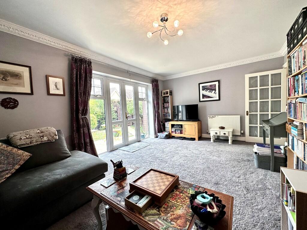 Ely Road, Little Downham, Ely, Cambridgeshire 3 bed semidetached house