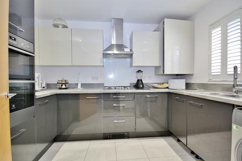 undefined, Gloucester Close, Knaphill, Woking, Surrey, GU21