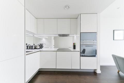 2 bedroom flat to rent, Sky Gardens, Wandsworth Road, London, SW8