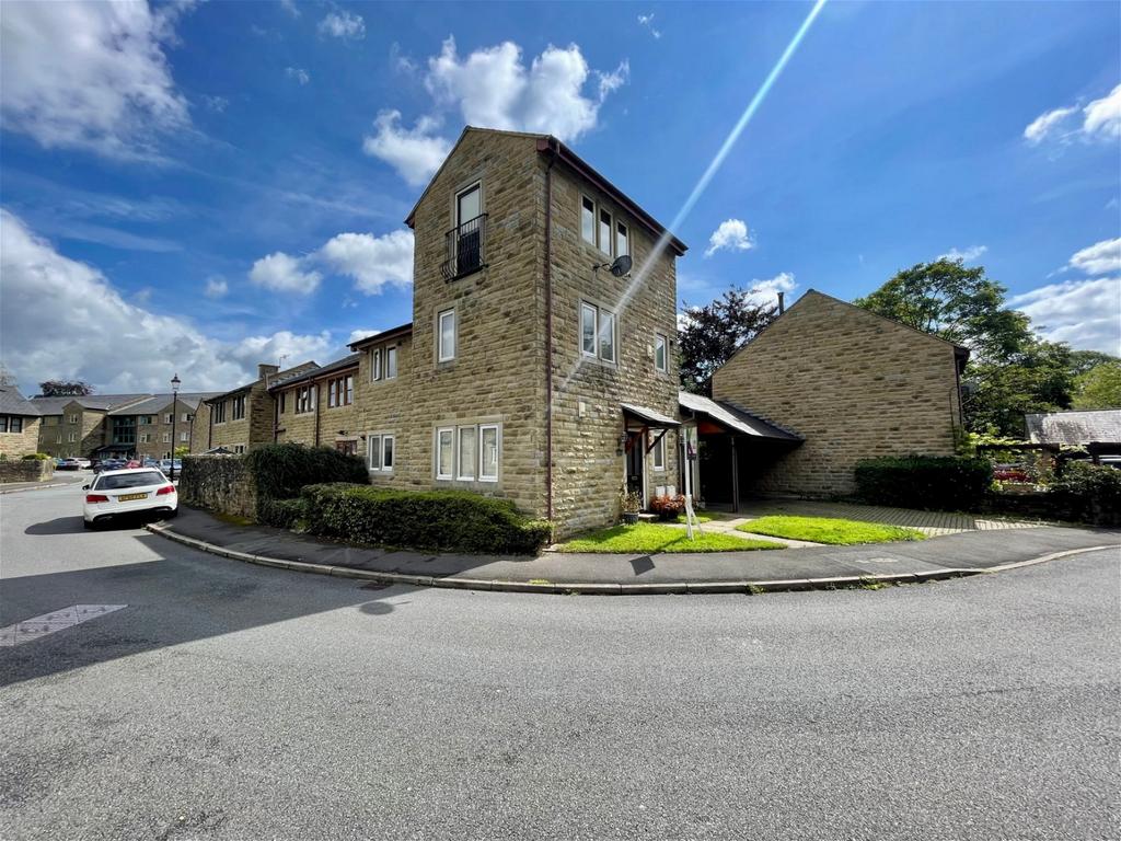 Kenworthy Gardens, Uppermill... 2 bed ground floor flat £220,000