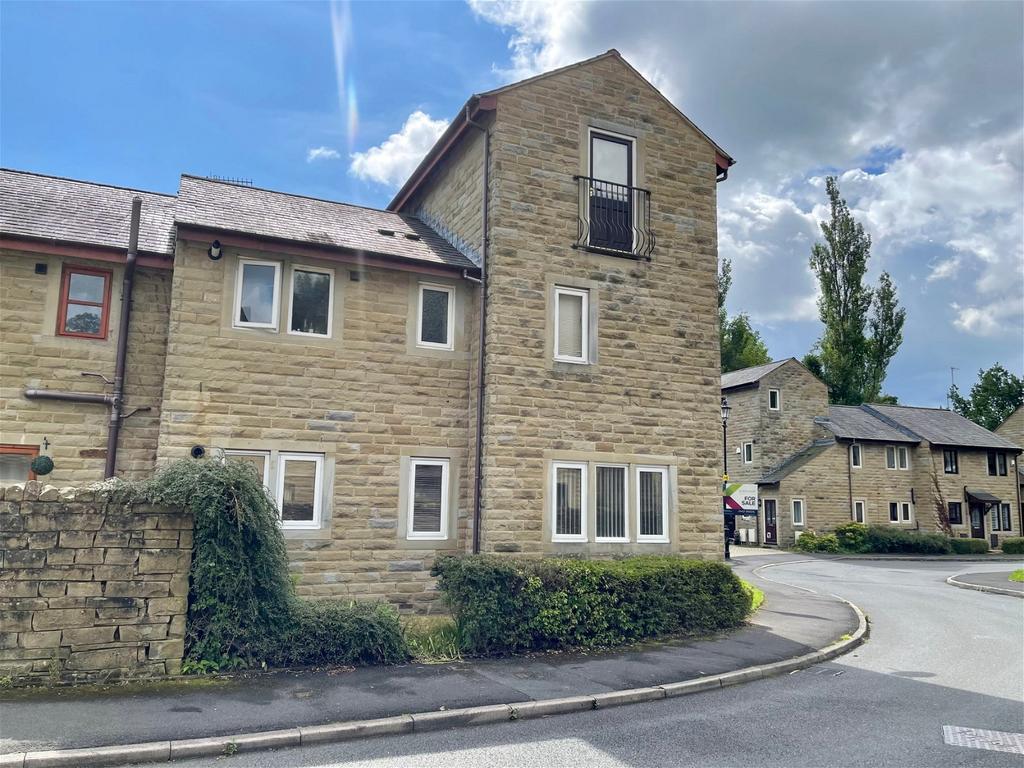 Kenworthy Gardens, Uppermill... 2 bed ground floor flat £220,000