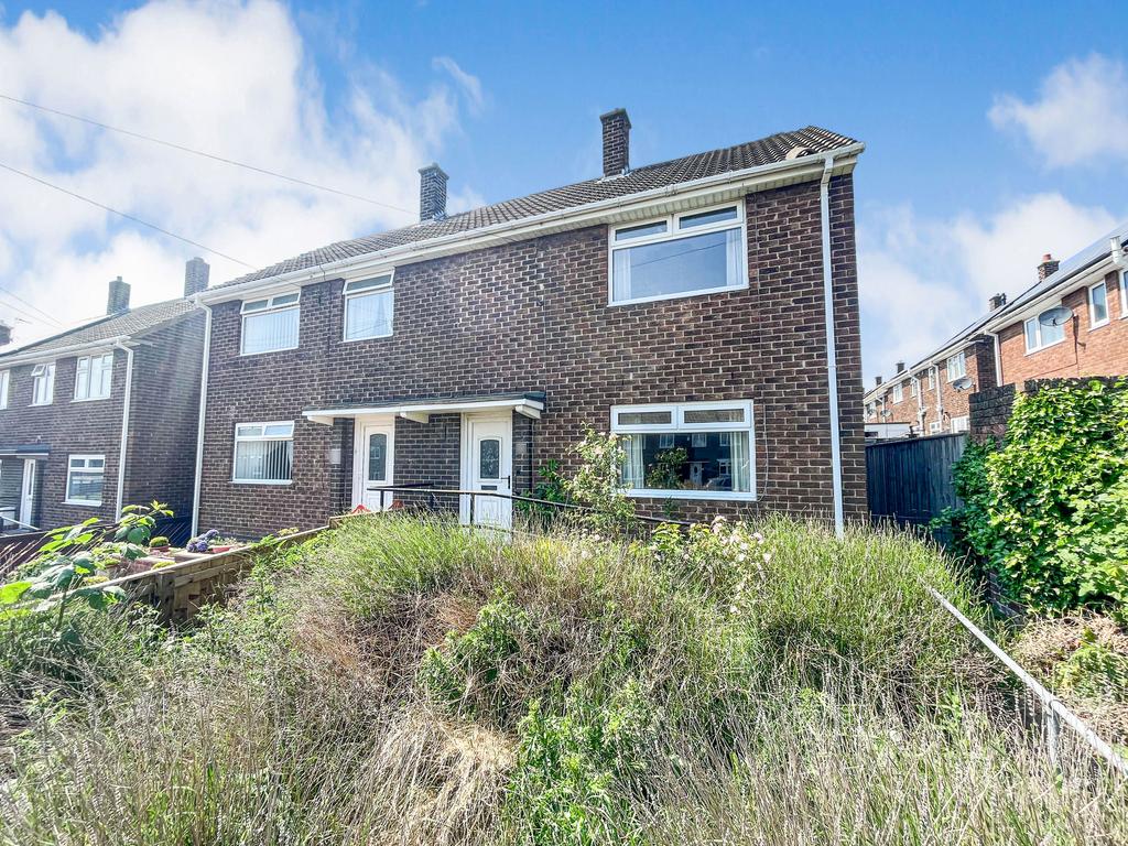 Newstead Road, Houghton Le Spring, Tyne and Wear, DH4 5LW 2 bed semi