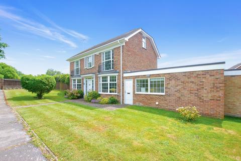 1 Cobay Close, Hythe, CT21 6AA