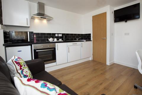 2 bedroom flat for sale, Kirkstall Design Centre, Bridge Road, Leeds, LS5