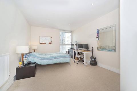 1 bedroom flat to rent, Millharbour, London