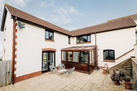 4 bedroom detached house for sale, Bay View Road, Northam EX39