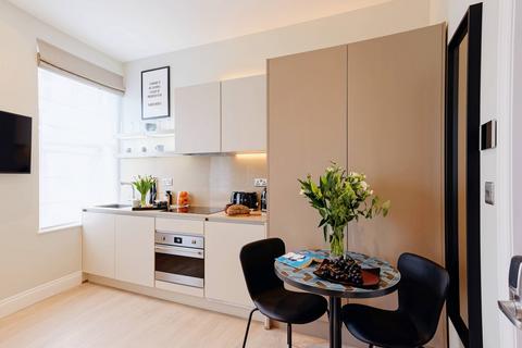 Studio to rent, 37 Emperor's Gate, London SW7