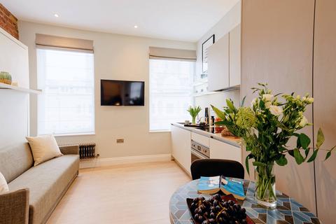 Studio to rent, 37 Emperor's Gate, London SW7