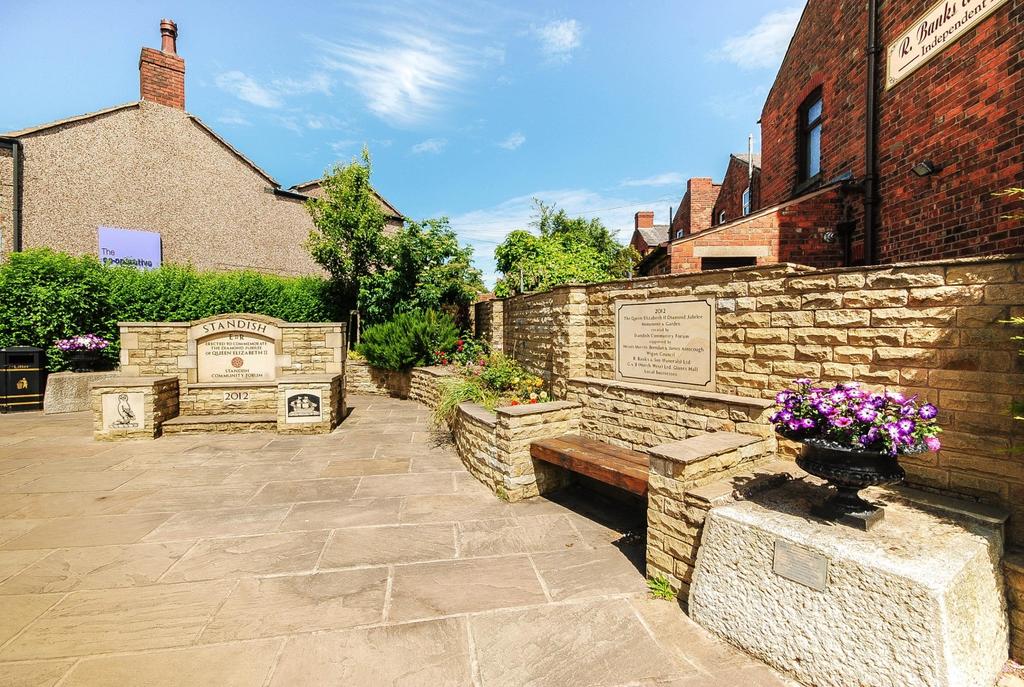 Wigan&amp;Standish Pics (11)