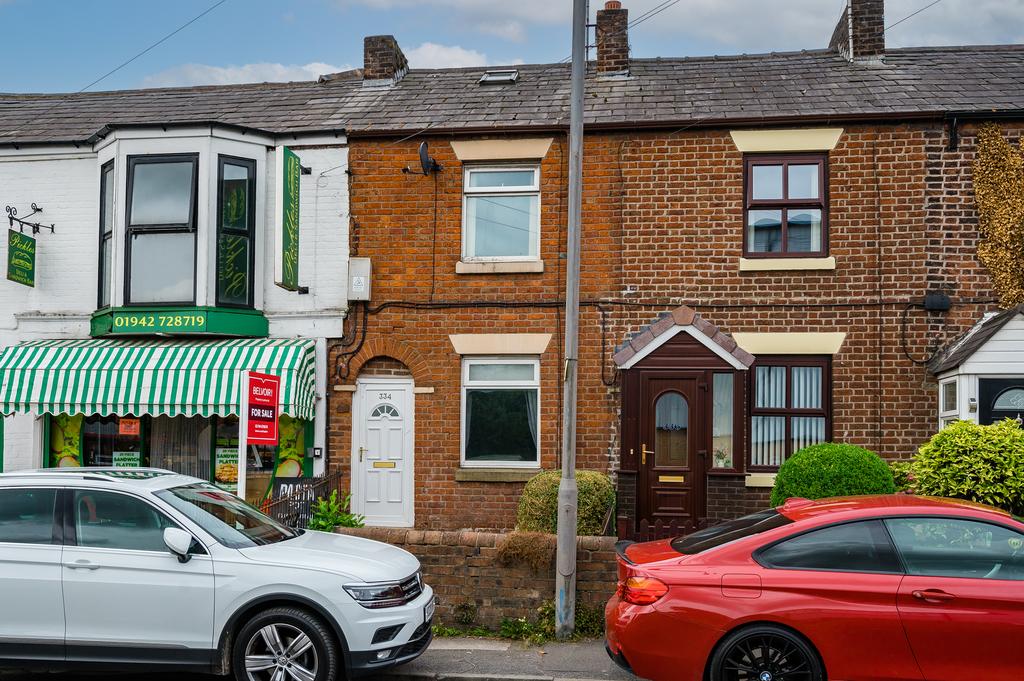 Millfield Lane, Haydock, WA11 2 bed terraced house for sale £70,000