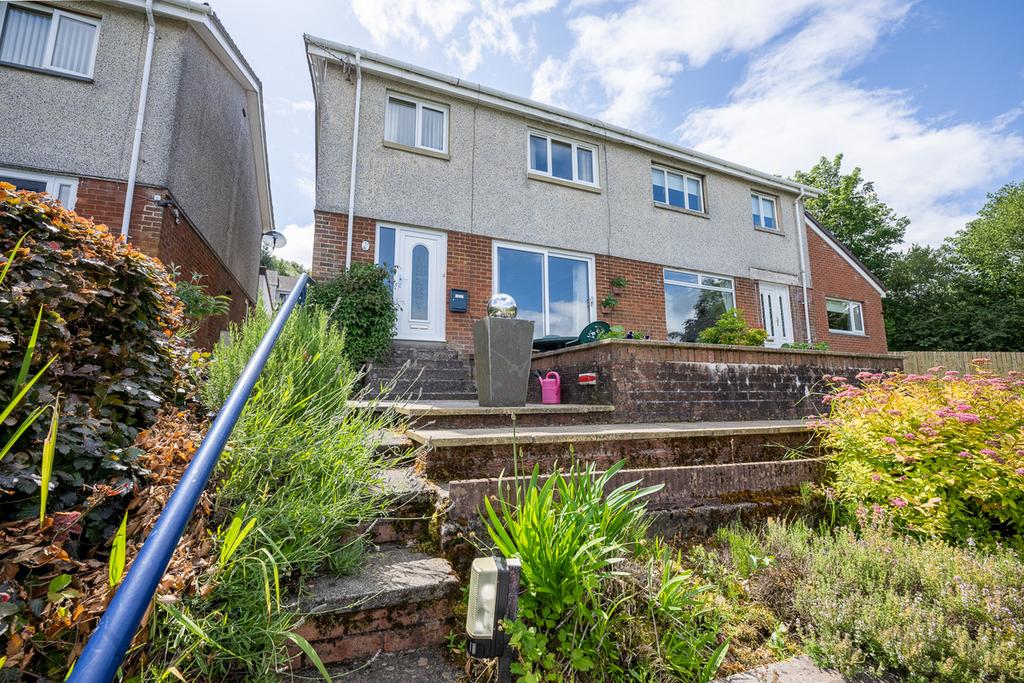 Carnoustie Avenue, Gourock, PA19 3 bed semidetached house for sale £