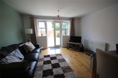 3 bedroom semi-detached house to rent, Turners Gardens, Wootton, Northampton, NN4