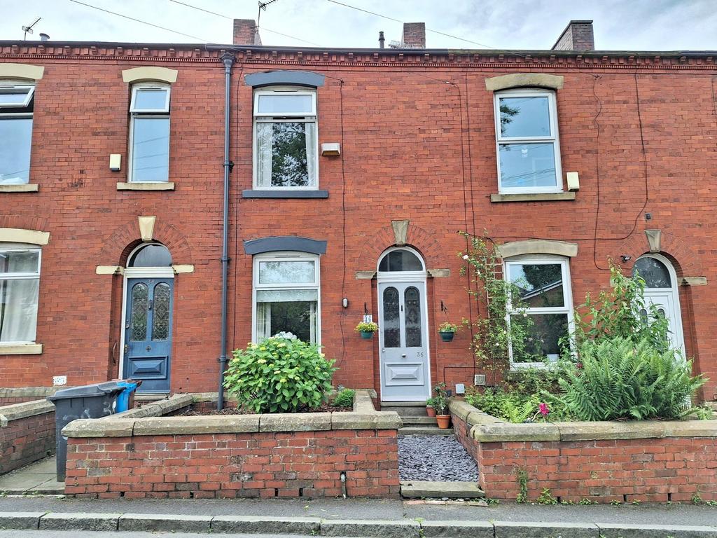 Counthill Road, Watersheddings, Oldham, OL4 2 bed terraced house - £164,950