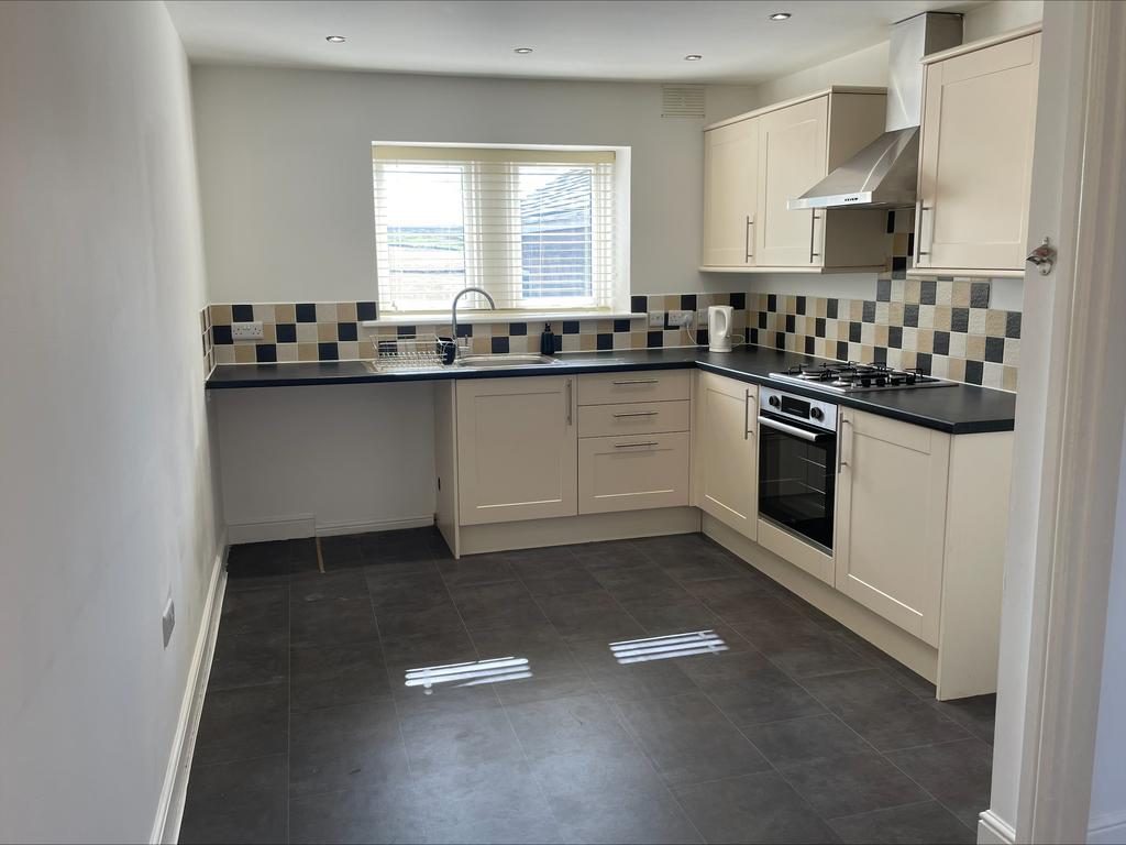 Halifax Road, Cullingworth BD13 3 bed apartment £850 pcm (£196 pw)
