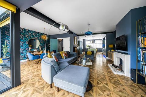 31 Braeside, Beckenham, BR3 1ST