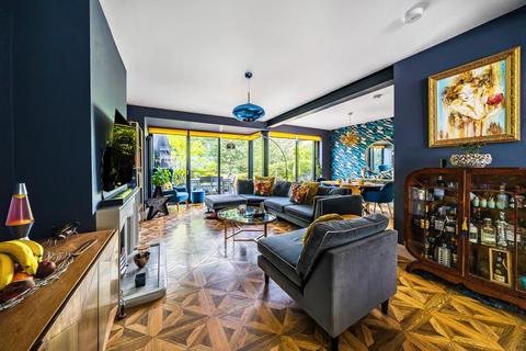 31 Braeside, Beckenham, BR3 1ST