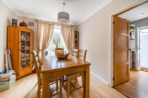 223 Orchard Way, Beckenham, BR3 3EL