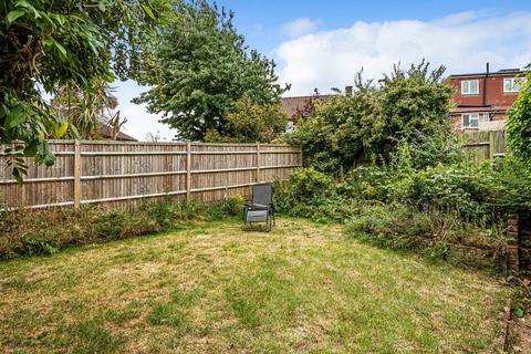 223 Orchard Way, Beckenham, BR3 3EL
