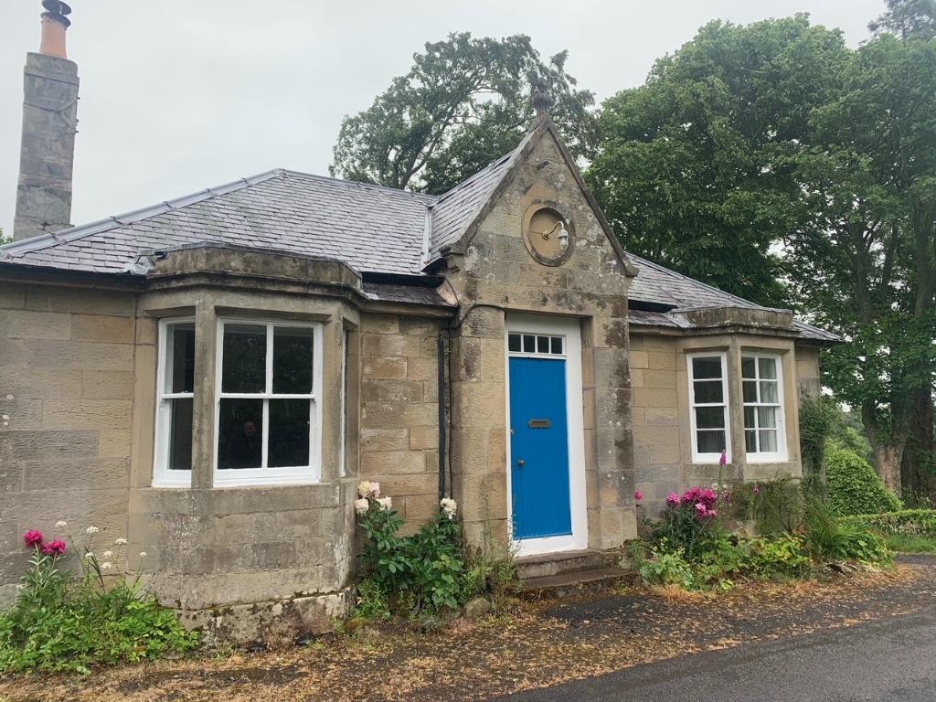 Longformacus, Duns, Scottish Borders... 2 bed bungalow £675 pcm (£156 pw)