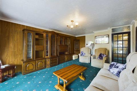 23 Hanger Close, Hemel Hempstead, HP1 1TR