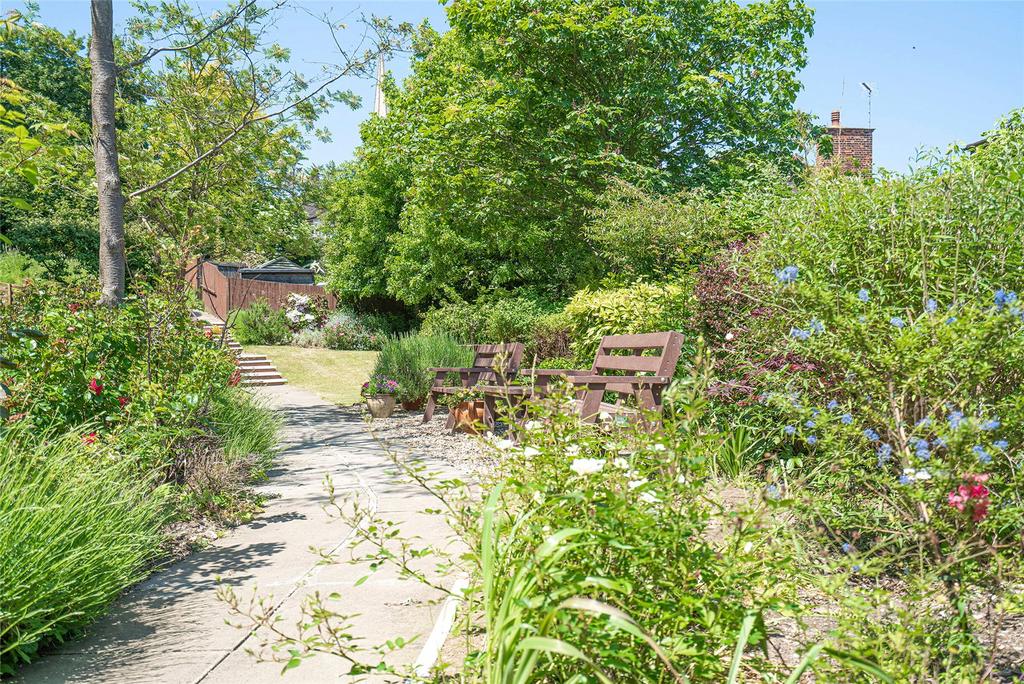 Communal Gardens E