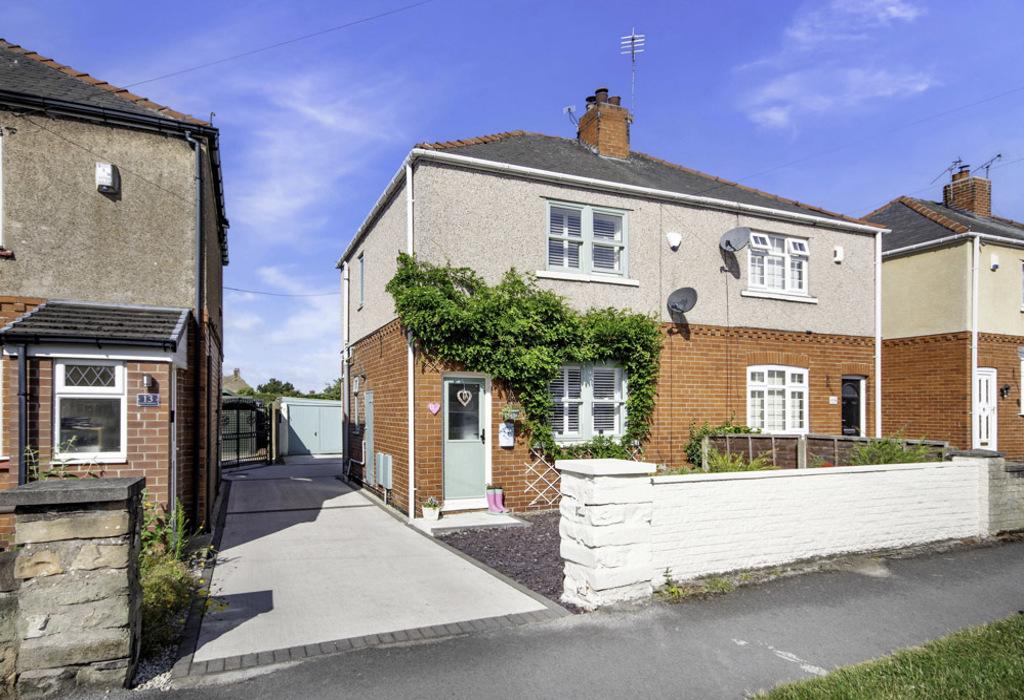 Sandymount, Doncaster, South Yorkshire 2 bed semidetached house for
