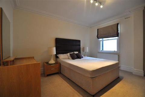2 bedroom apartment to rent, Ashburn Gardens, London
