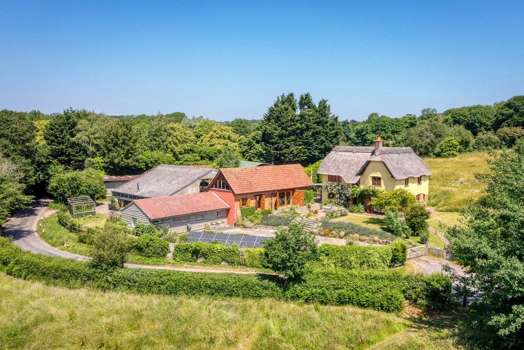 South Sway, Sway, Lymington, Hampshire, SO41 4 bed equestrian property