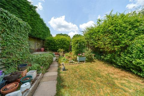 88 Linden Way, Ripley, Woking, GU23 6LP