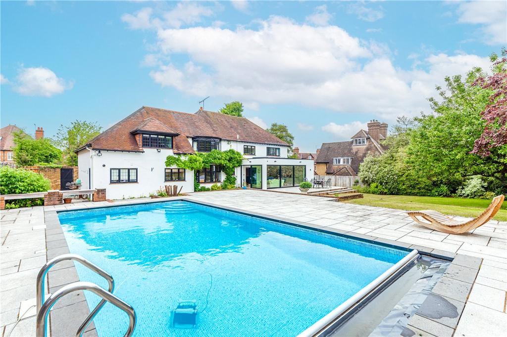 Ox Lane, Harpenden, Hertfordshire 5 bed detached house for sale £