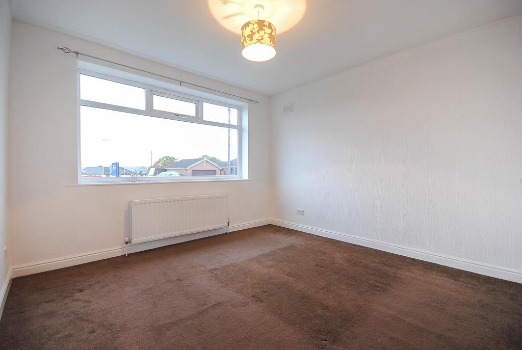 Old Lane, Shevington, Wigan, WN6 8AS 2 bed semidetached bungalow £