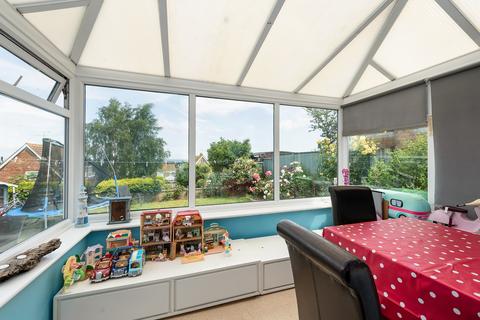 2 bedroom detached bungalow for sale, Osprey Close, Whitstable