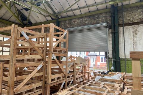 Industrial unit to rent, Wolsey Street, Manchester M26