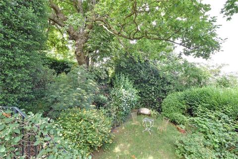 15 Westgrove Lane, London, SE10 8QP