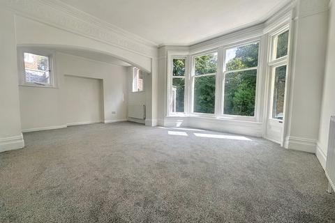 9 Denewood Road, Westbourne, Bournemouth, BH4 8EB
