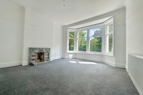 9 Denewood Road, Westbourne, Bournemouth, BH4 8EB