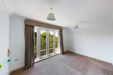 27 Railton Road, Guildford, GU2 9LX