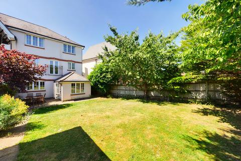 27 Railton Road, Guildford, GU2 9LX