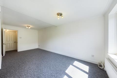 2 bedroom ground floor maisonette to rent, Hamilton Court, Maitland Drive, High Wycombe, HP13 5BN