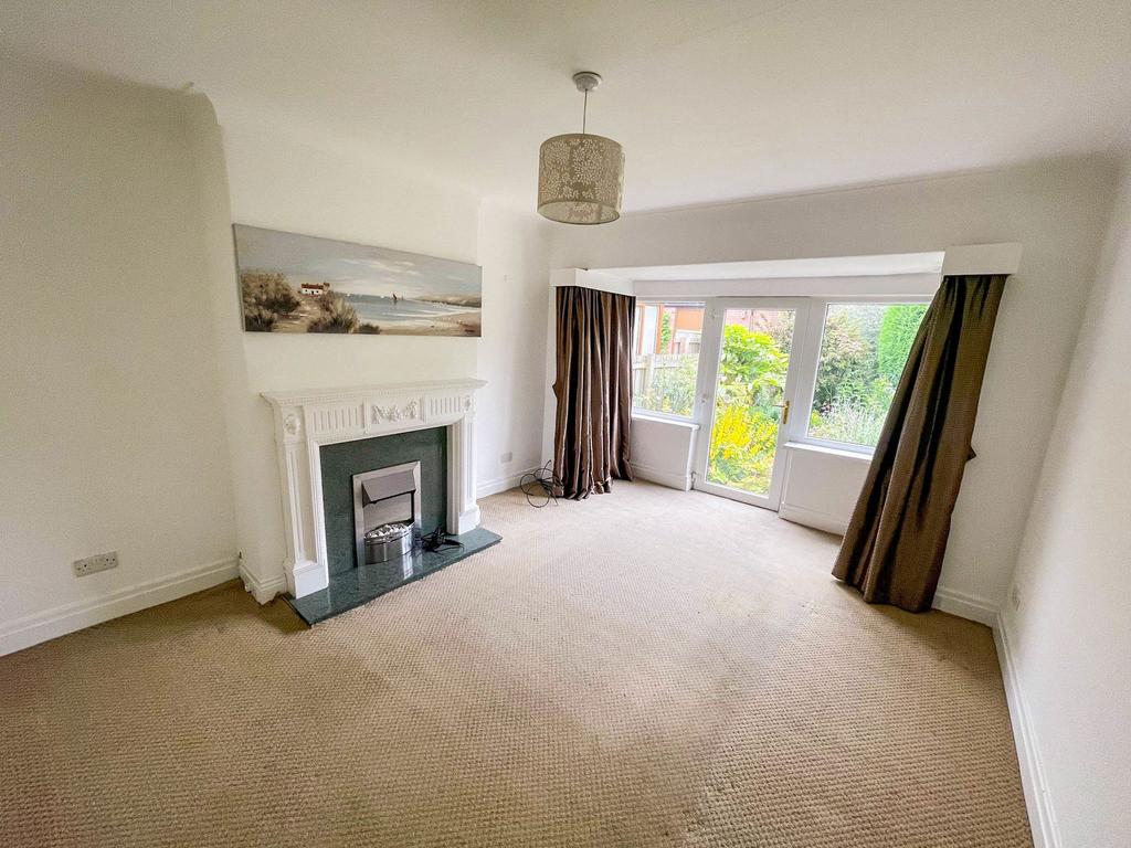 Queen Alexandra Road, Sunderland, Sunderland, Tyne and Wear, SR2 9PA 2 bed bungalow for sale £