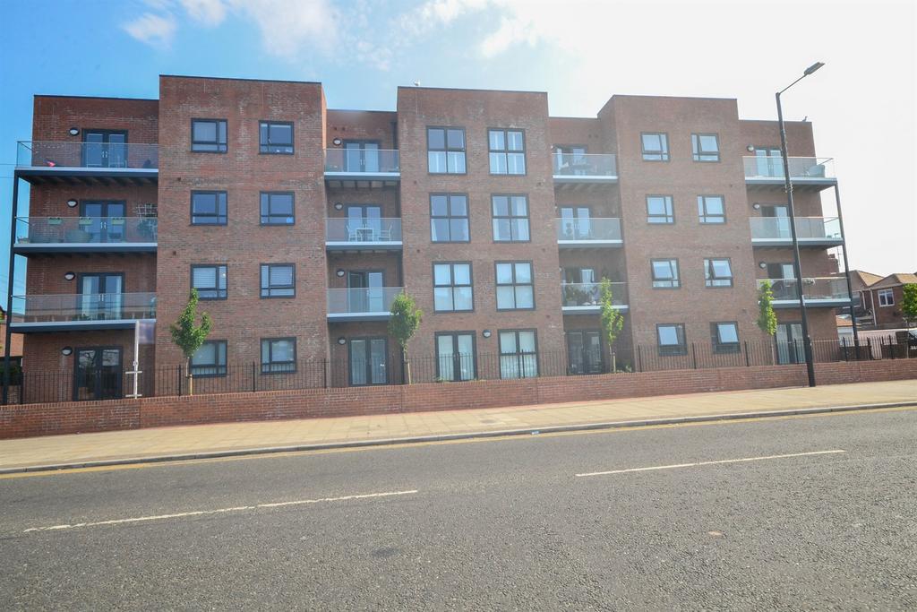 Station Apartments, Fulwell 2 bed apartment for sale £189,950