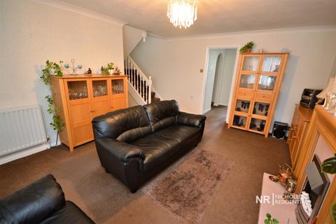 26 Angus Close, Chessington, KT9 2BP