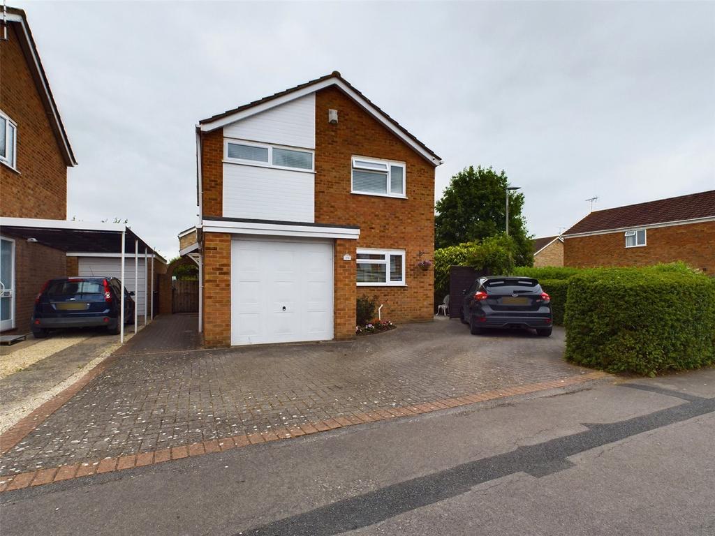 Hadow Way, Quedgeley, Gloucester, Gloucestershire, GL2 4 bed detached