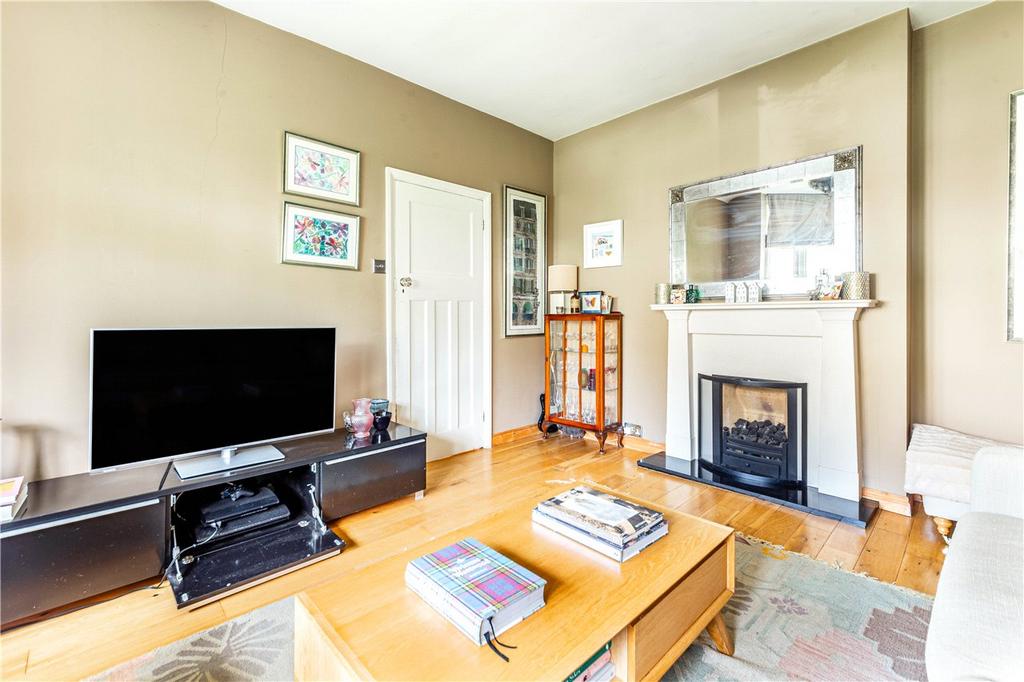 Park Mount, Harpenden, Hertfordshire 3 bed semidetached house for sale