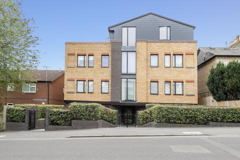 1 bedroom flat to rent, Palmerston Road, Buckhurst Hill, IG9